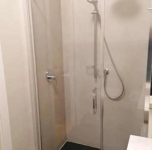 فندق مبيت وإفطار Al Molo Di Sant'agostino كومو